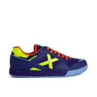Munich Continental V2 Football Trainers Mens