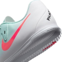 Nike Phantom GX 2 Club Indoor Court Football Boots