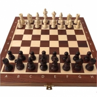 Veneered chess Mag