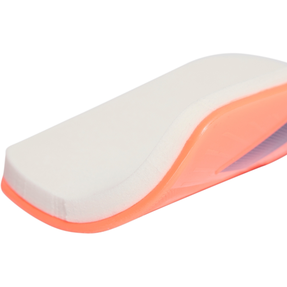 adidas Tiro
Club football shin guards orange KA0028