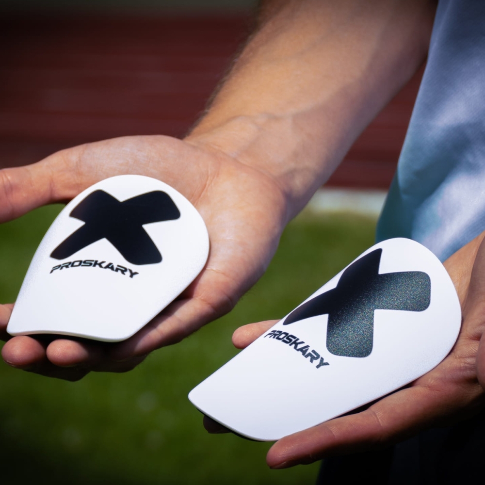 Proskary Venom Shin Pads white 12x8 cm