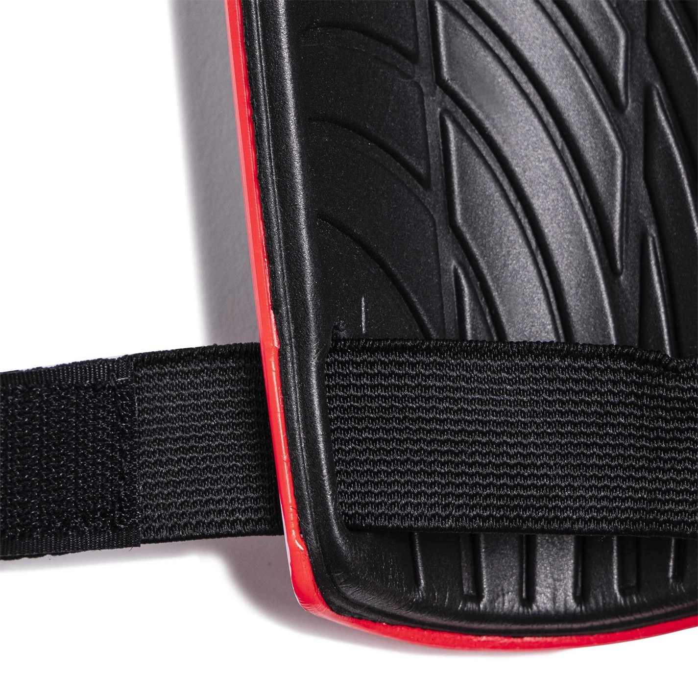 adidas Tiro Train Shin Guard