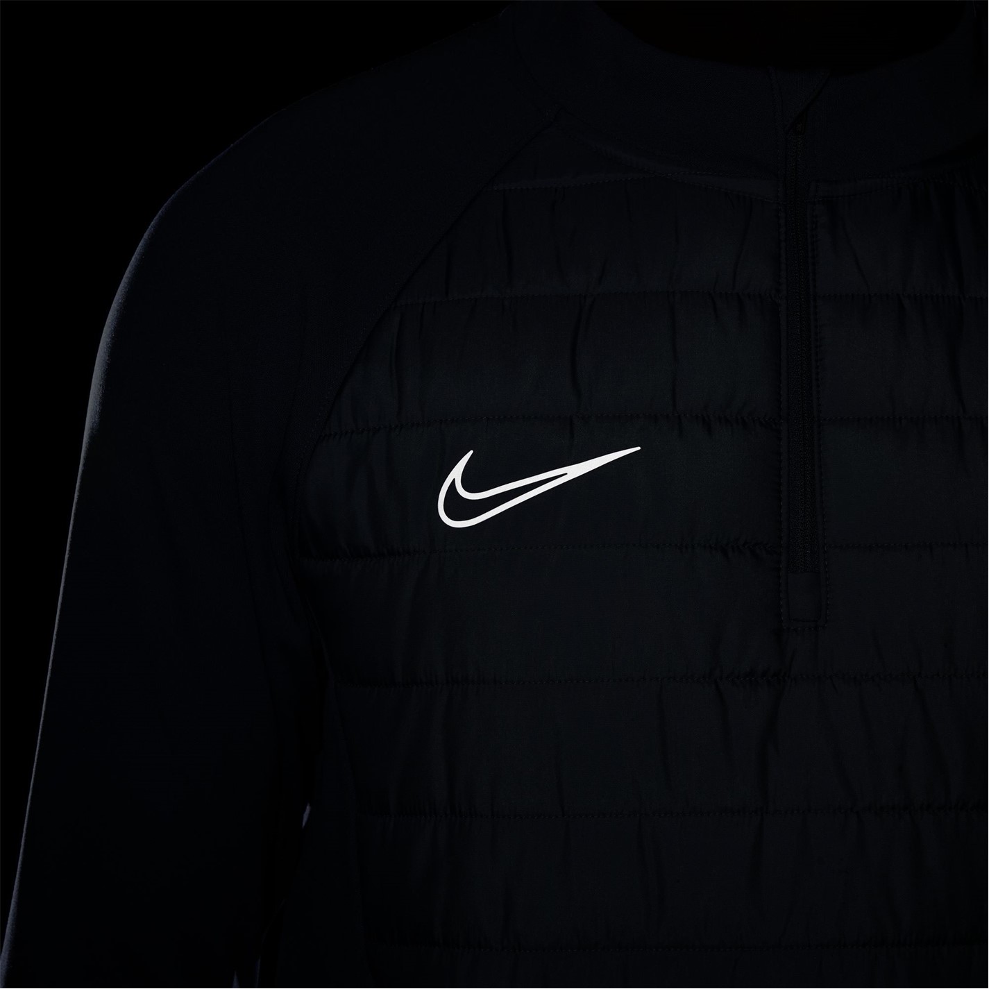 Nike Academy Winter Warrior Mens Therma-FIT 1/2-Zip Soccer Top