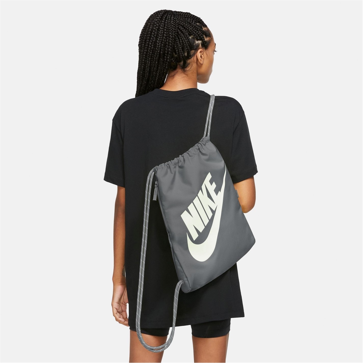 Nike Heritage Drawstring Bag (13L)
