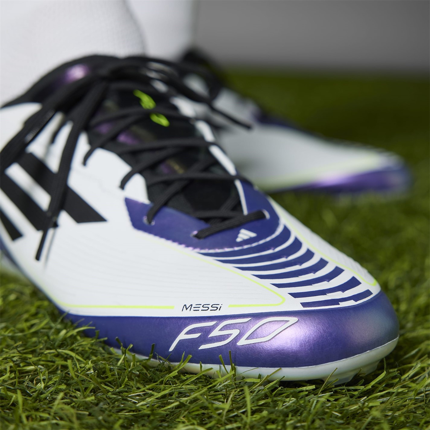 adidas F50 Elite Adults Firm Ground Football Boots