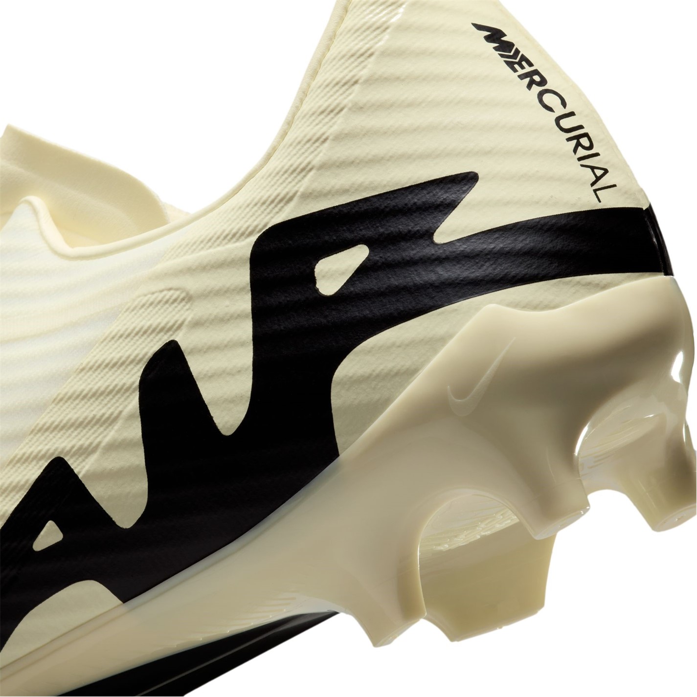 Nike Mercurial Vapour 15 Academy Firm Ground Football Boots