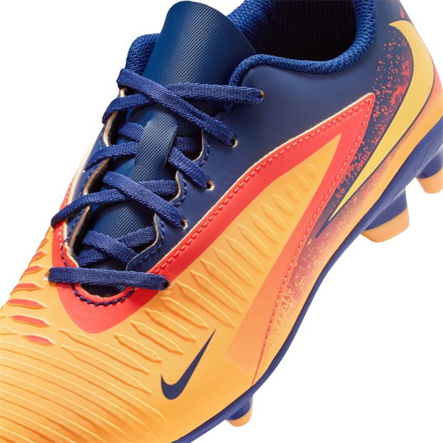 Nike Phantom 6 Club Juniors Multi Ground Football Boots