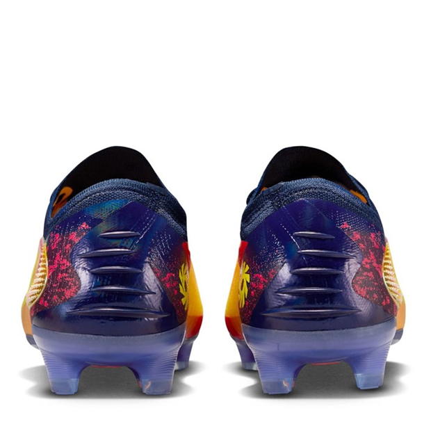 Nike Phantom 6 Low Elite Adults Firm Ground Football Boots