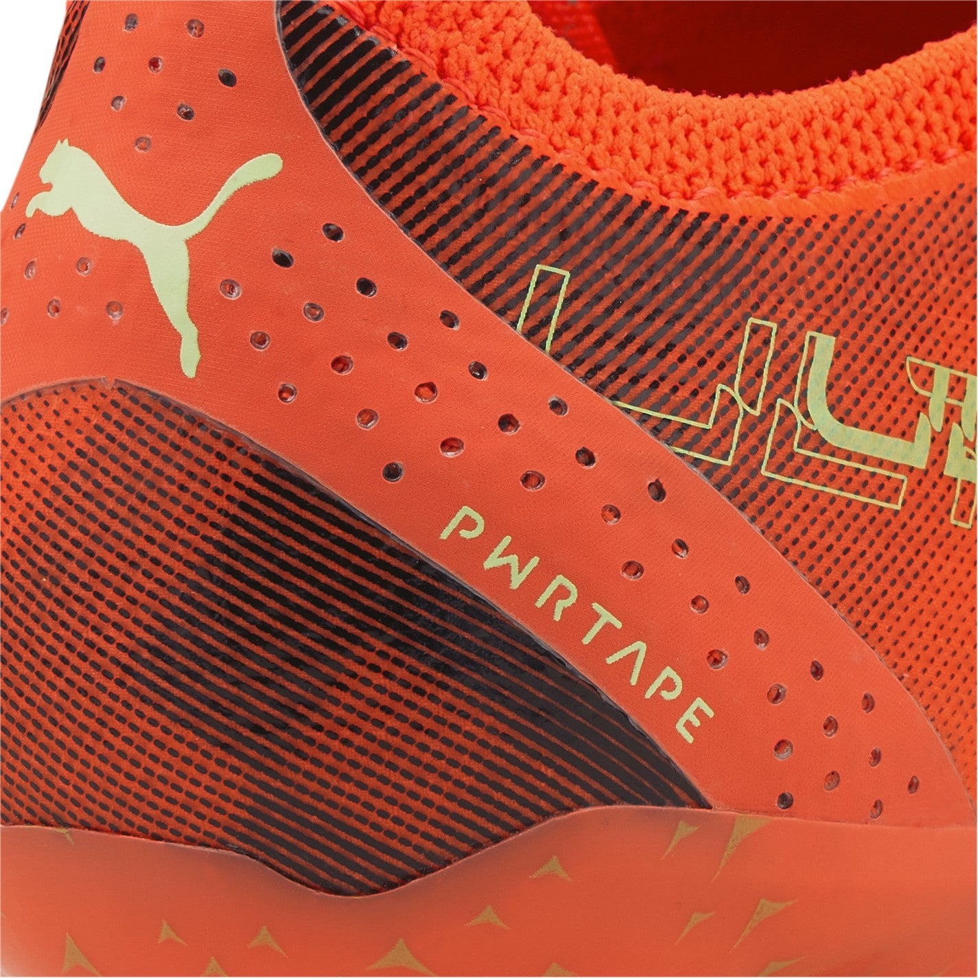 Puma Ultra 1.1 FG Football Boots