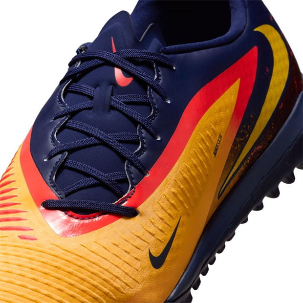 Nike Phantom 6 Low Academy Adults Astro Turf Football Boots
