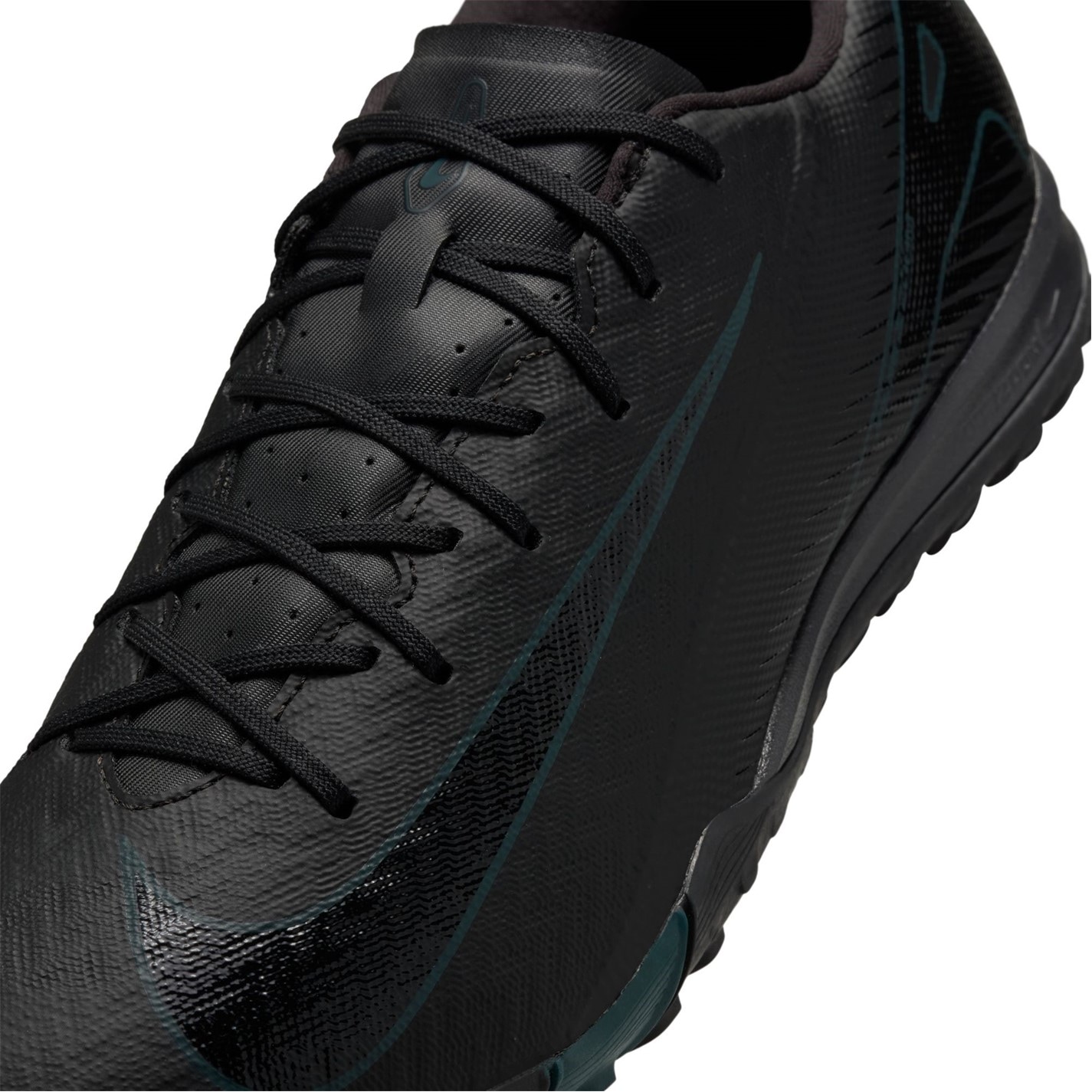 Nike Zoom Mercurial Vapor 16 Academy Astro Turf Football Boots Mens