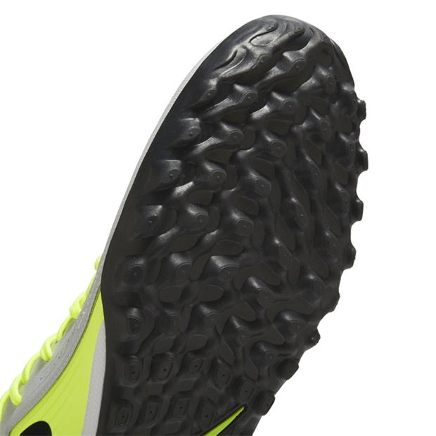 Nike Pantom Luna II Academy Turf Football Boots