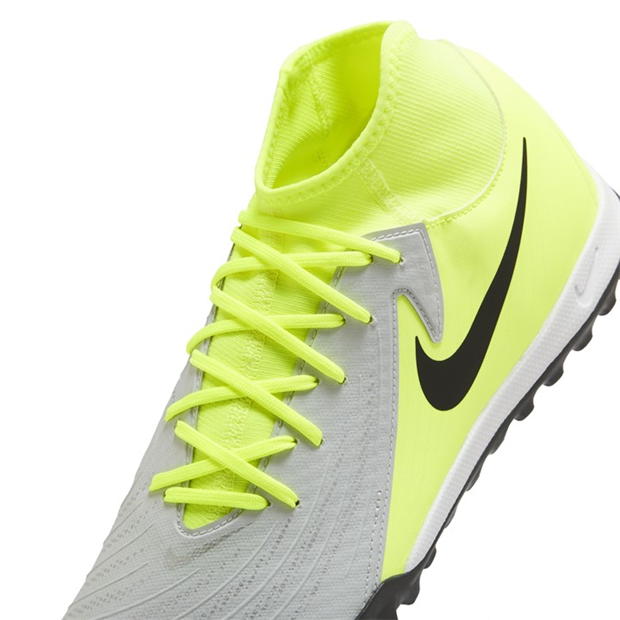 Nike Pantom Luna II Academy Turf Football Boots