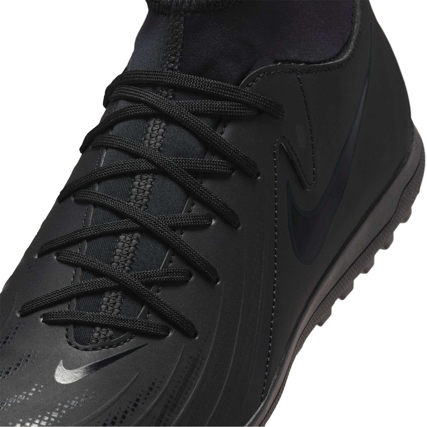 Nike Pantom Luna II Turf Football Boots