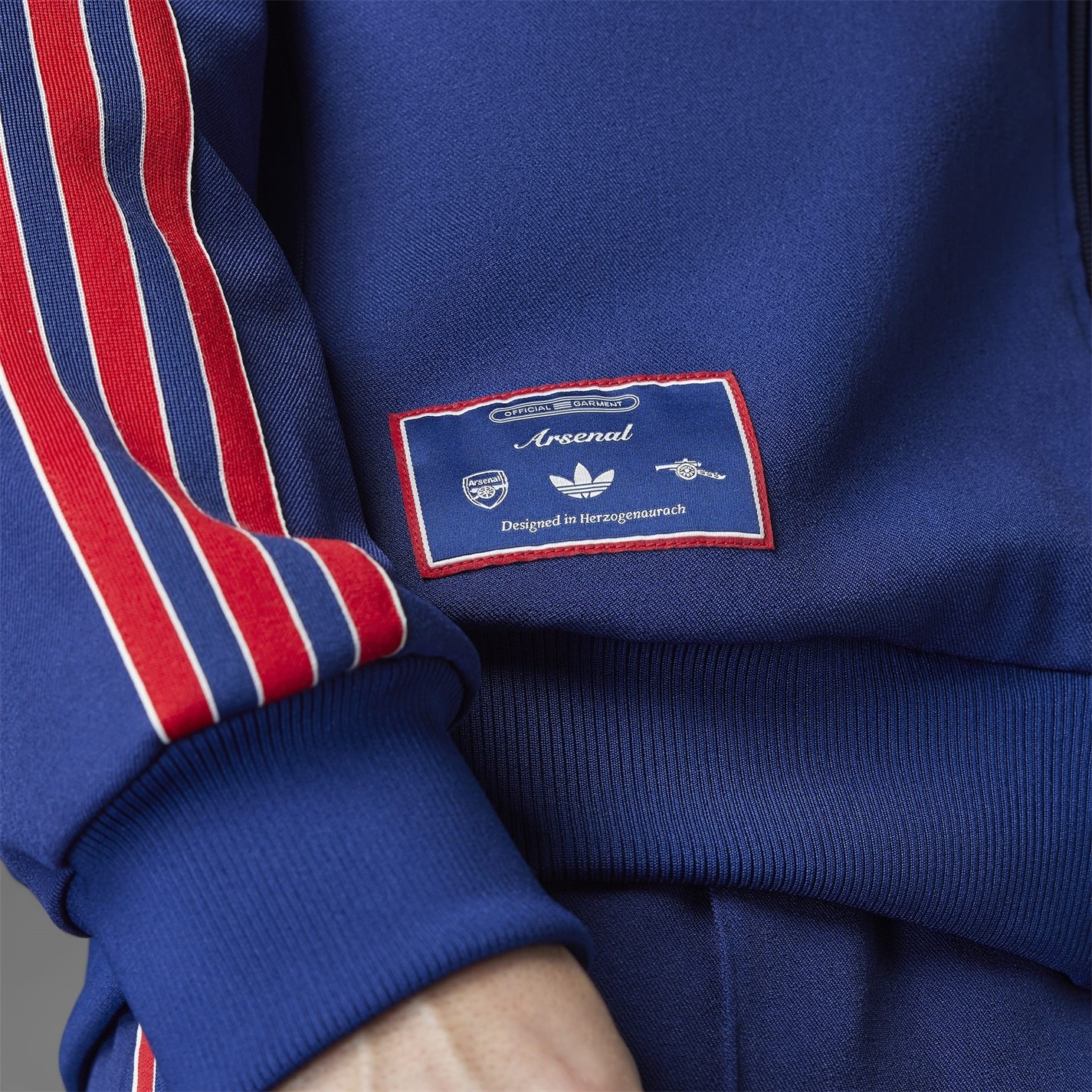 adidas Arsenal 2024 2025 Icon Retro Jacket Adults