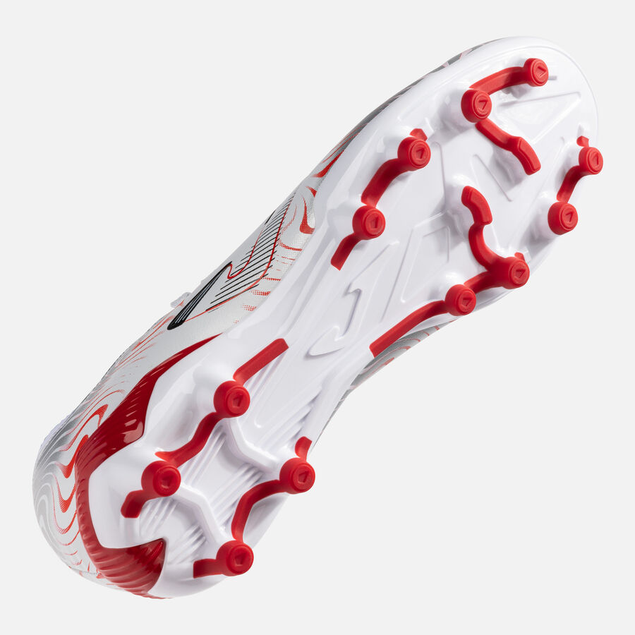 Evolution 2502 White Firm Ground