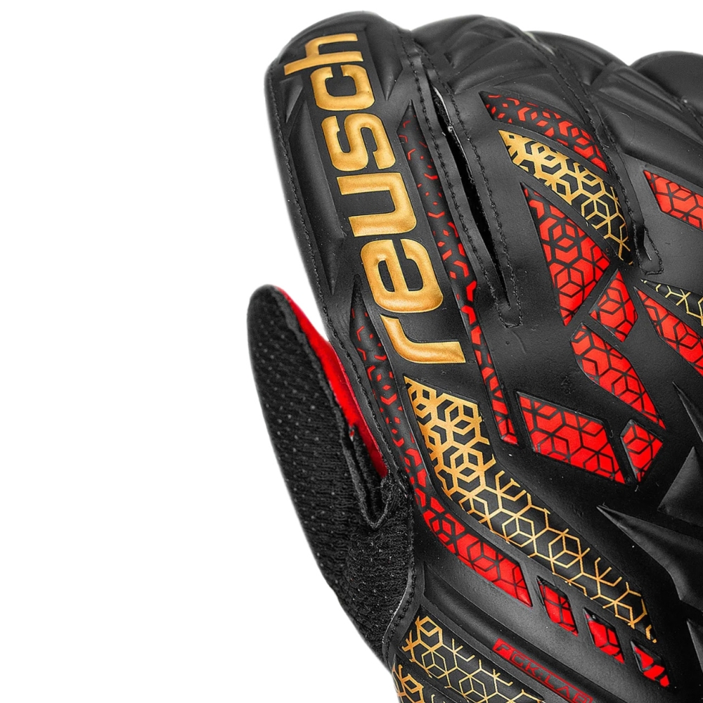 Reusch Attrakt Solid Goalkeeper Gloves Red-Black 5570515 7075