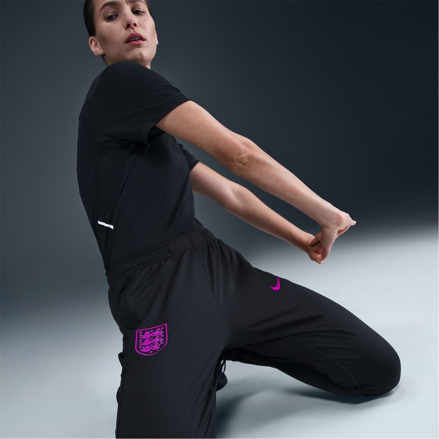 Nike England Strike Tracksuit Bottoms 2025 Womens