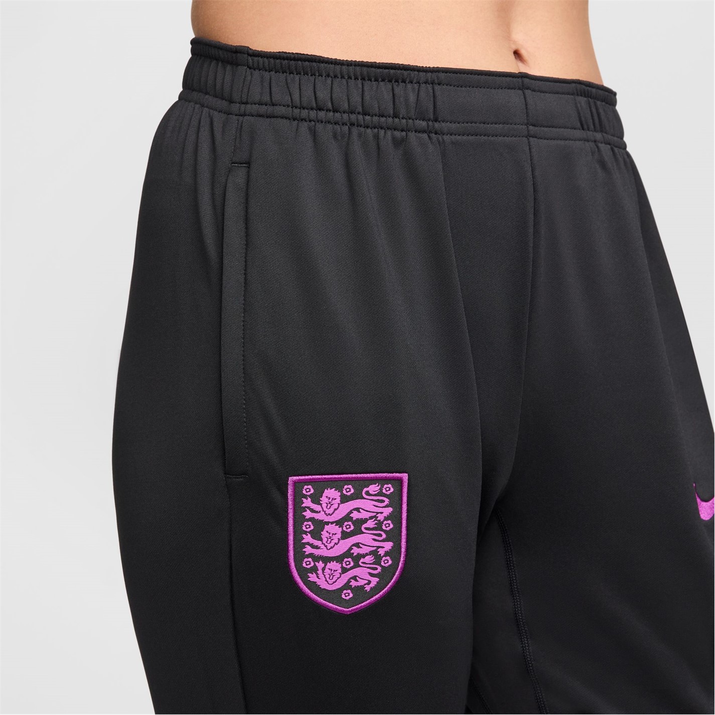 Nike England Strike Tracksuit Bottoms 2025 Womens