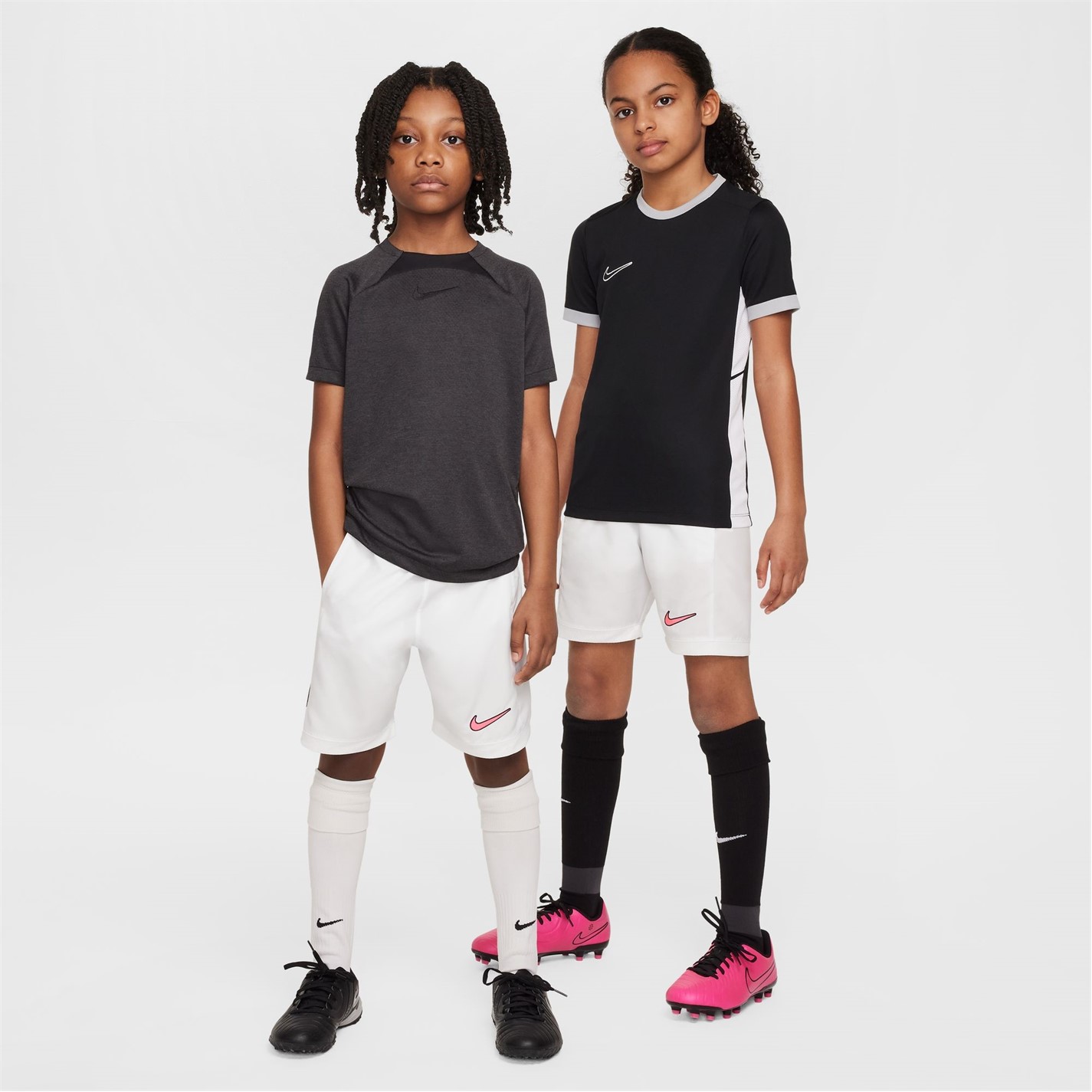 Nike Dri-FIT Academy Big Kids Graphic Soccer Shorts