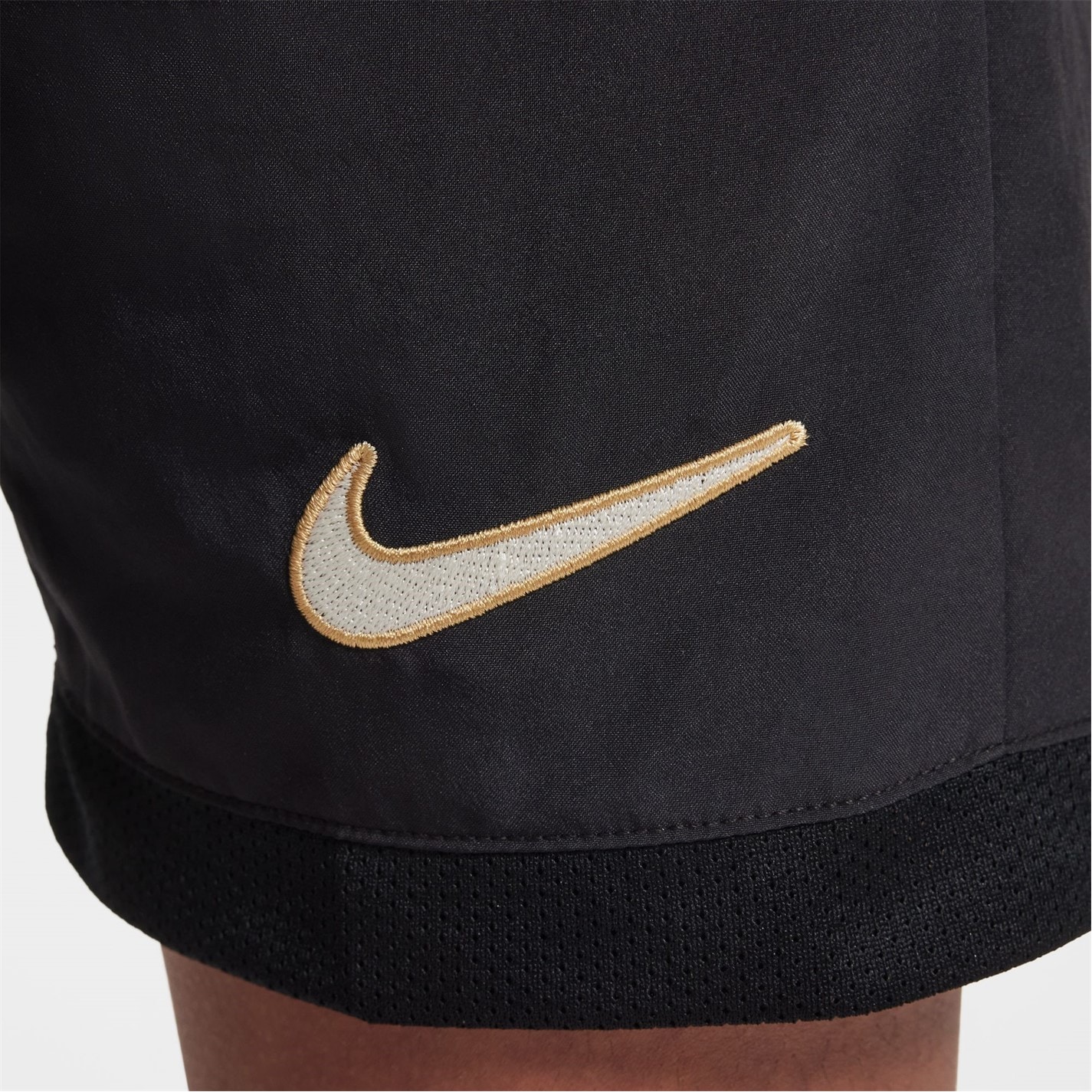 Nike Dri-FIT Academy Big Kids Graphic Soccer Shorts