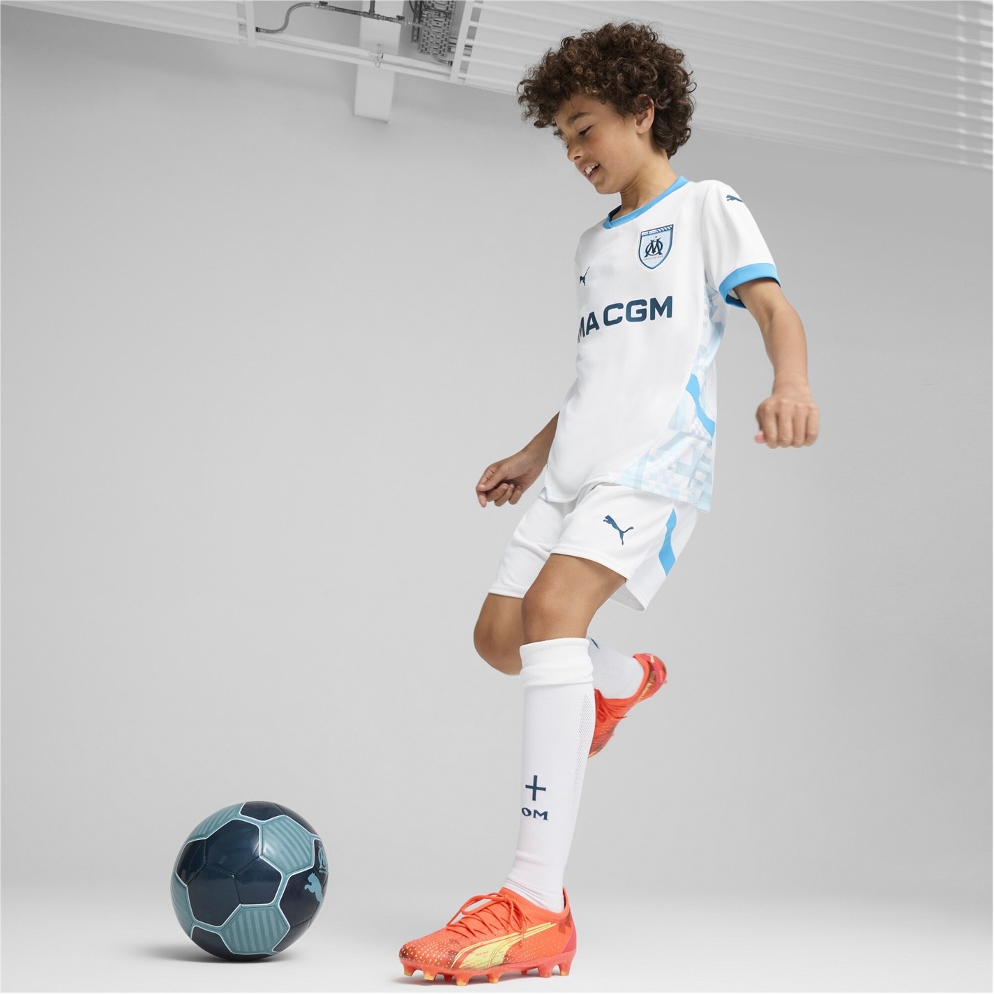 Puma Olympique De Marseille Home Shorts 2024 2025 Juniors
