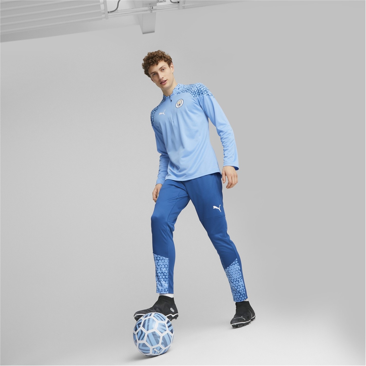 Puma Manchester City Training Bottoms 2023 2024 Adults
