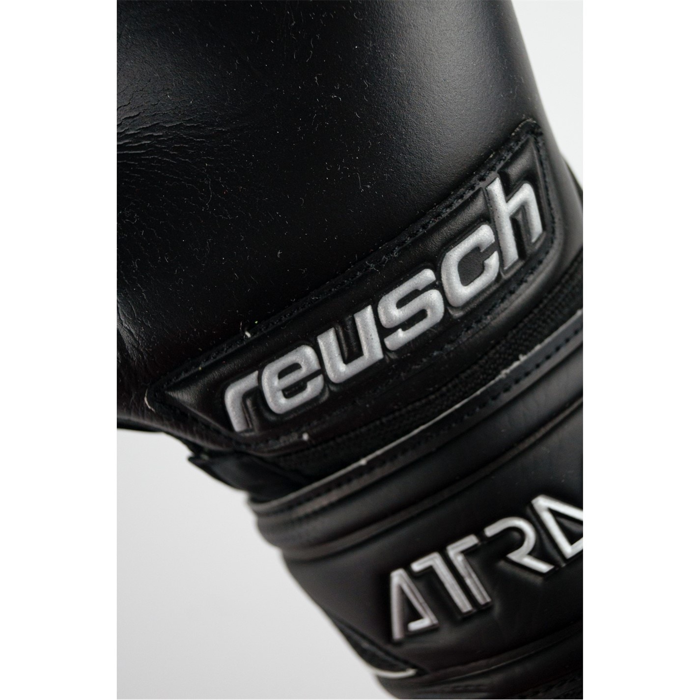 Reusch Attrakt Freege 99