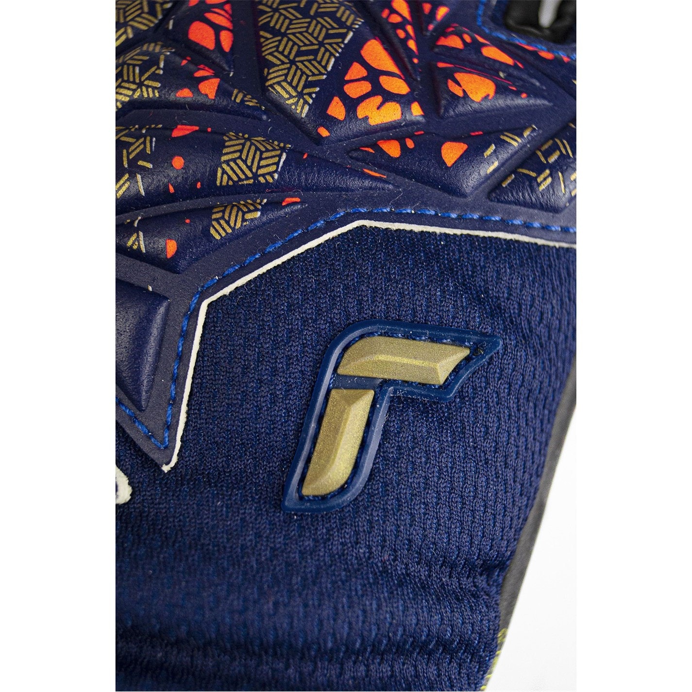 Reusch Attrakt Gold Ch99