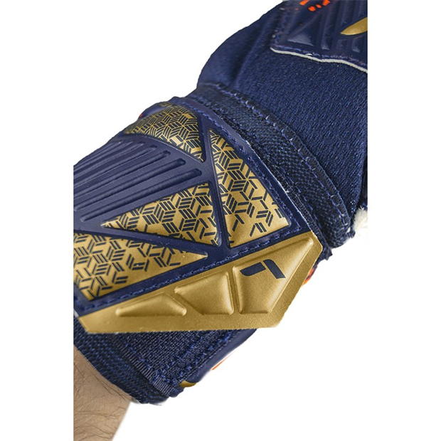 Reusch Attrakt Grip 99