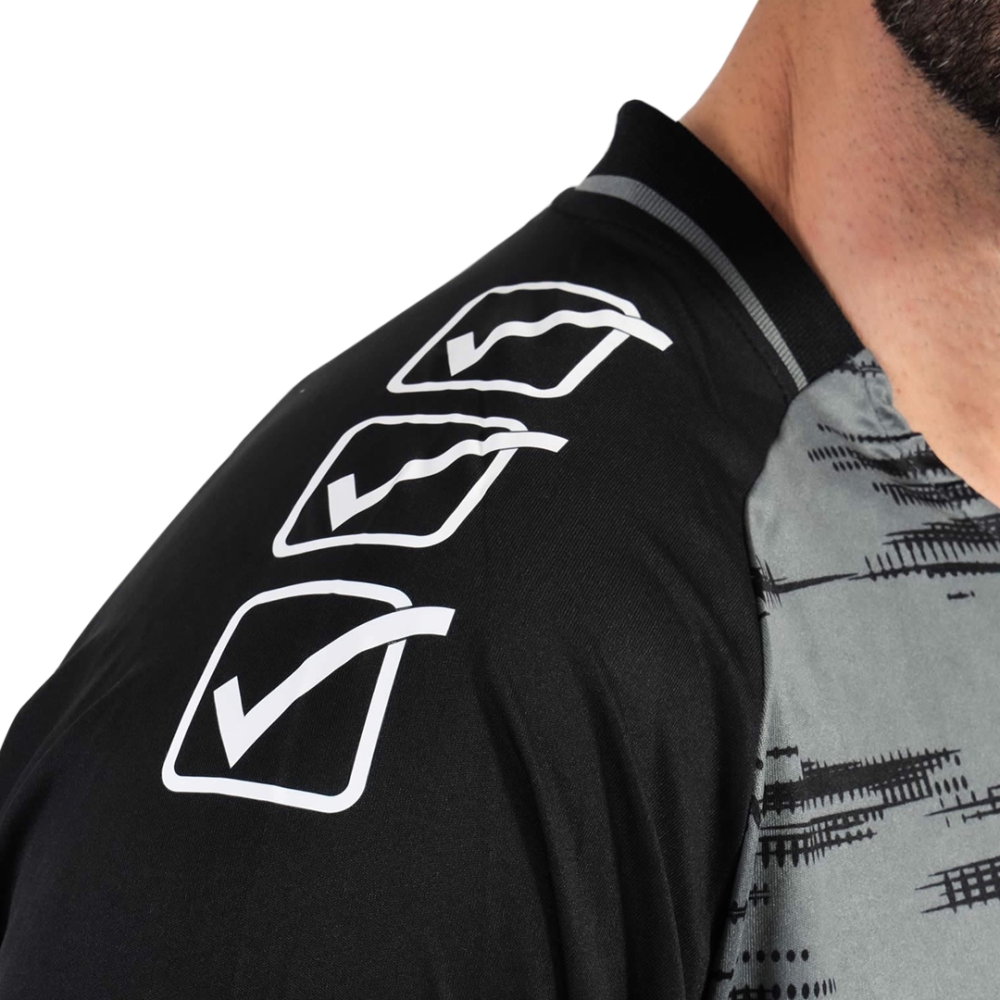 Givova Difesa goalkeeper kit gray and black KITP10 2310