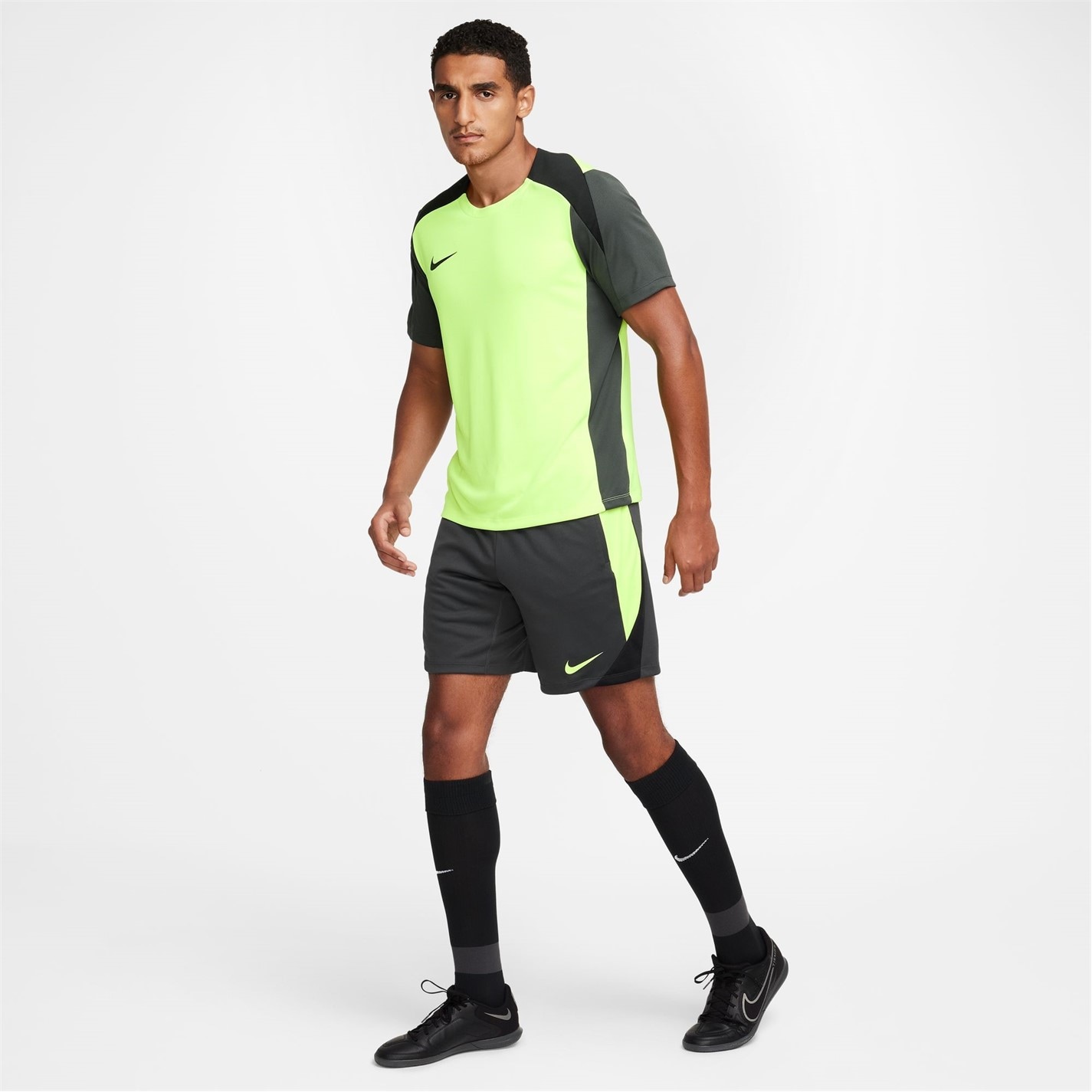 Nike Strike Mens Dri-FIT Global Football Shorts