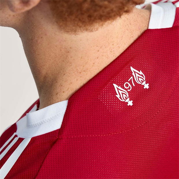 adidas Liverpool Authentic Home Shirt 2025 2026 Adults