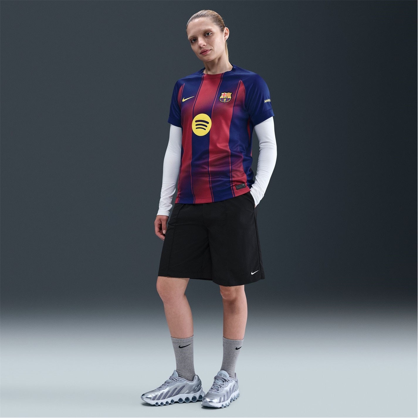 Nike Barcelona Home Shirt 2025 2026 Womens